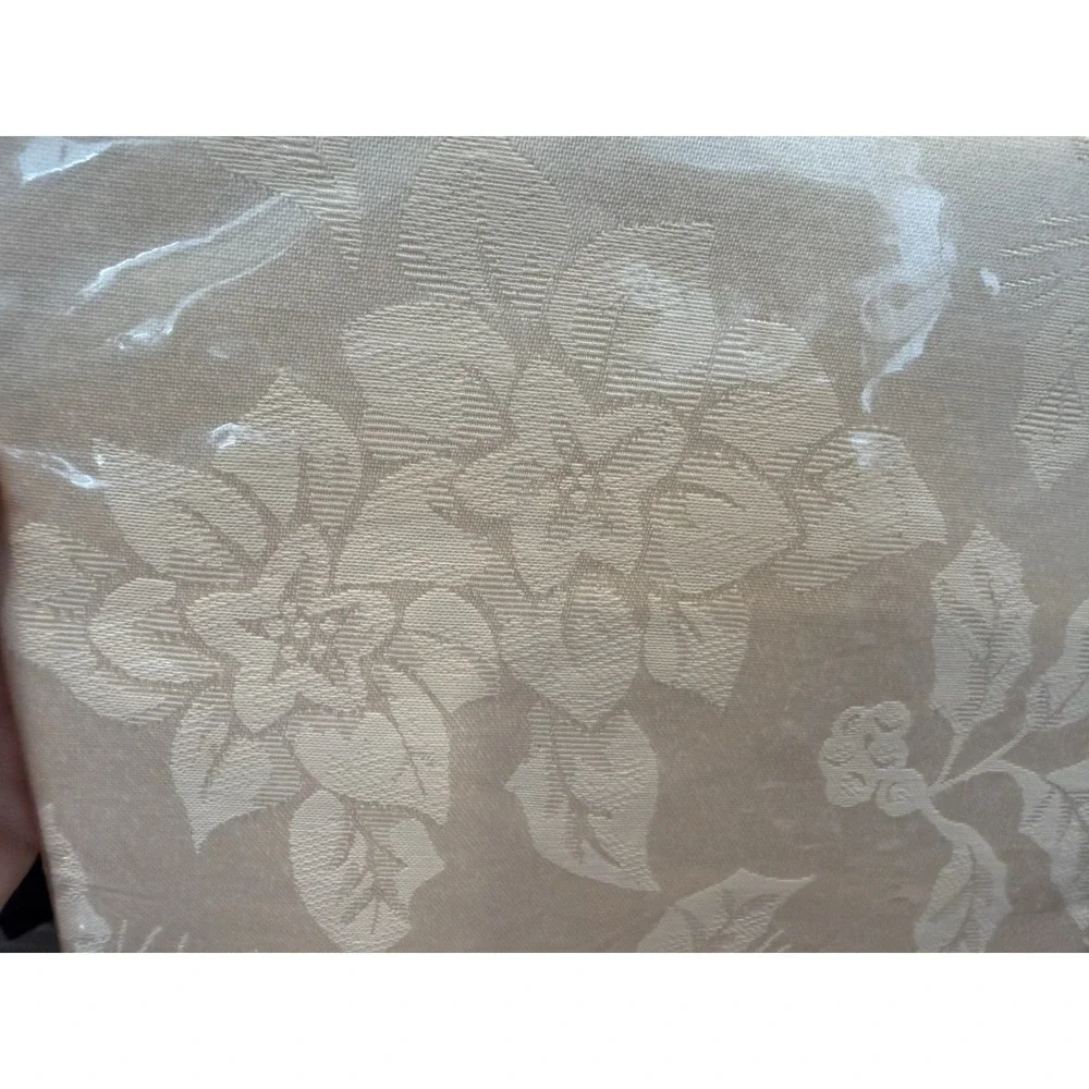 Dillard's Trimmings Holiday Table Linens Poinsettia Damask 60